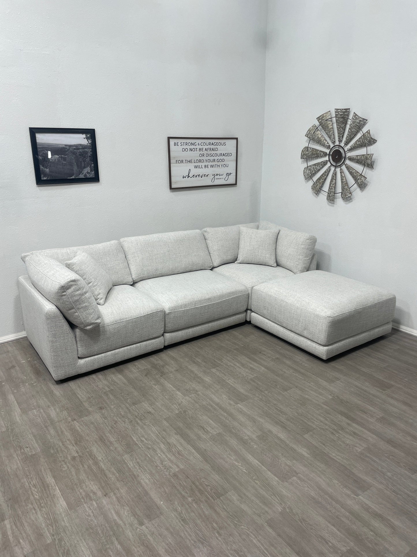 Sectional sofa with Ottoman