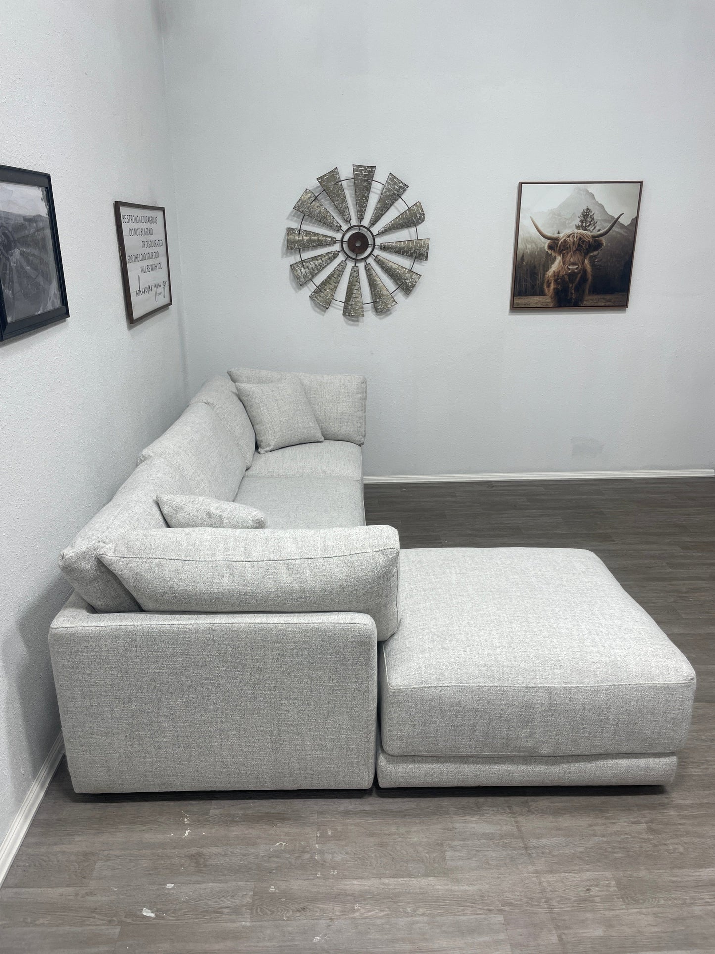 Sectional sofa with Ottoman